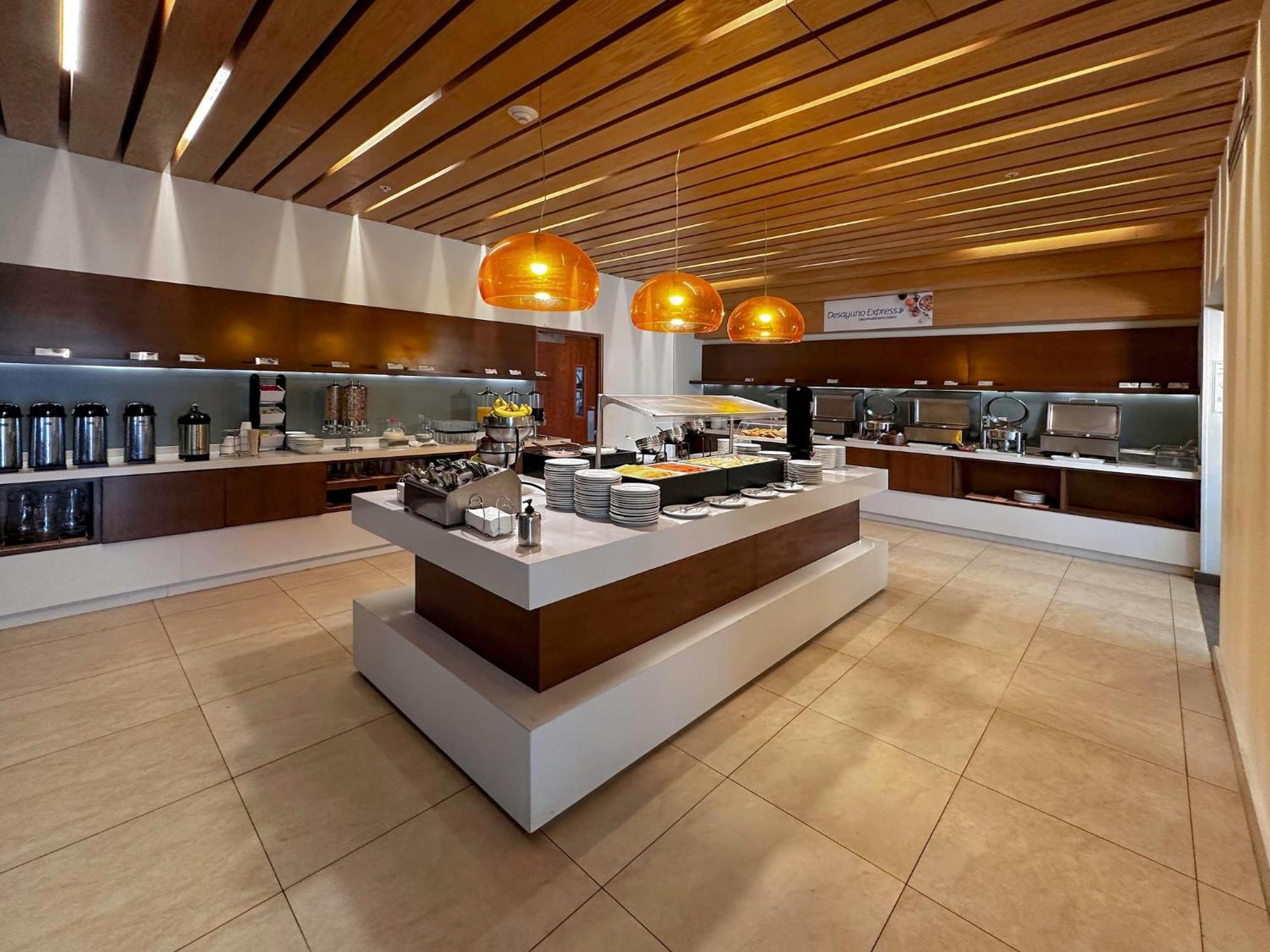 Holiday Inn Express Merida By Ihg Dış mekan fotoğraf