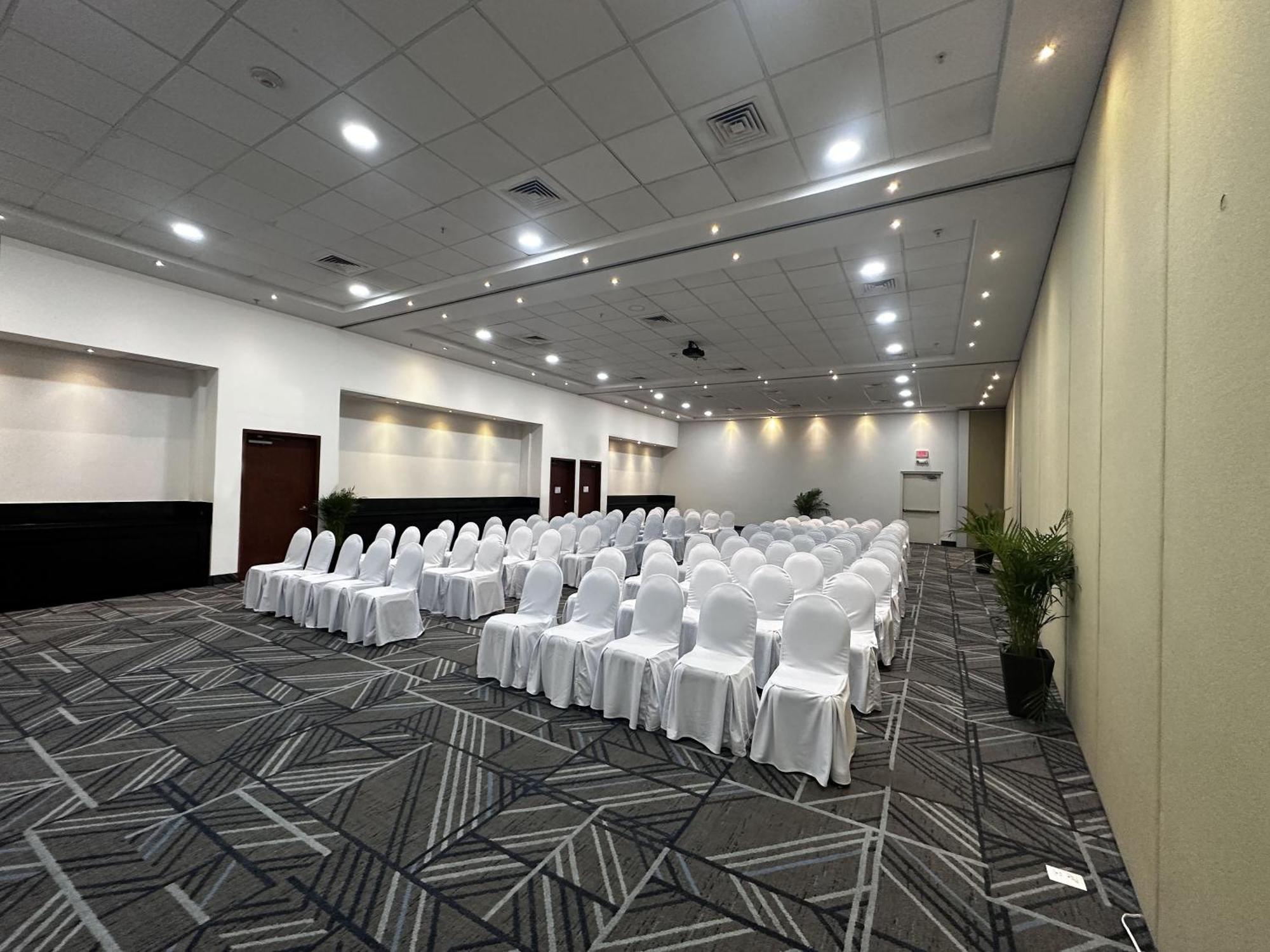 Holiday Inn Express Merida By Ihg Dış mekan fotoğraf